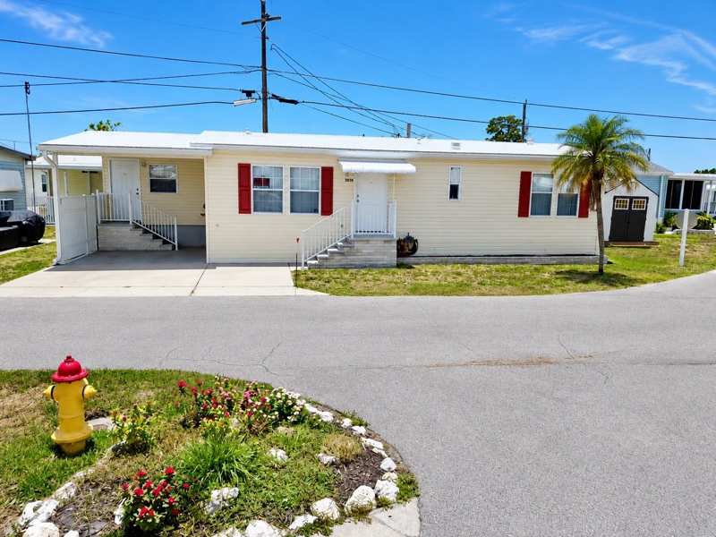 2 bedroom Manufactured Home at 2050 Champion Street, Mobile Estates, Sarasota — photo 1