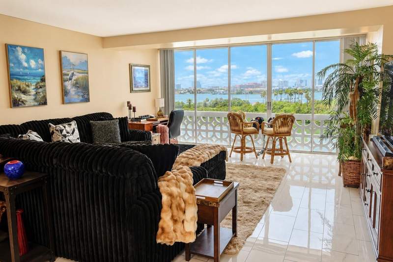 1 bedroom Condominium at 31 Island Way #505, Horizon House Co-Op, Clearwater Beach — photo 3
