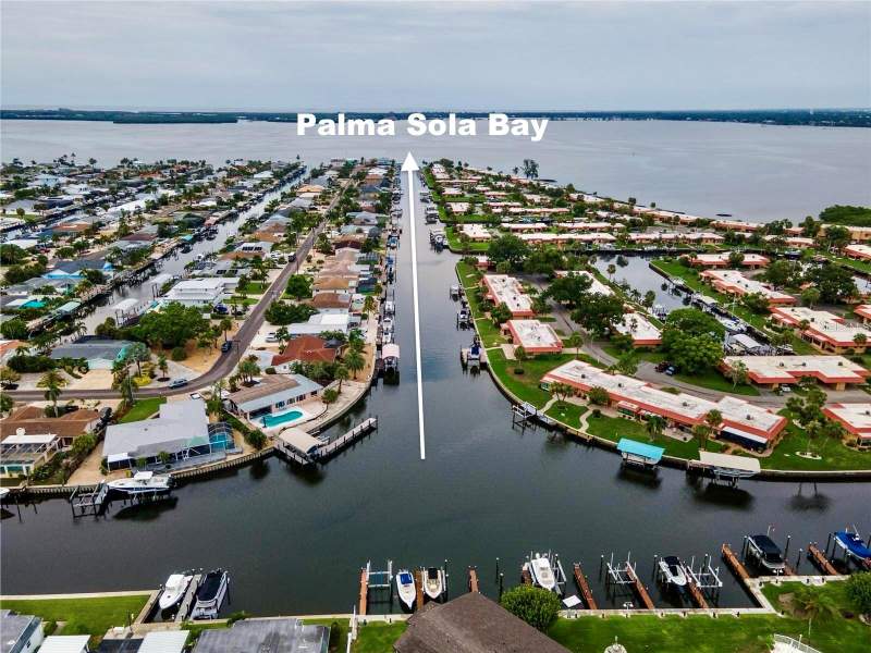 3 bedroom Single Family Residence at 4223 Royal Palm Drive, San Remo Shores, Bradenton — photo 5