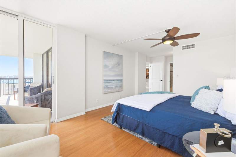 2 bedroom Condominium at 9415 Blind Pass Road #806, Weatherly The Condo, St Pete Beach — photo 5