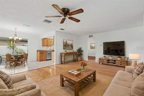 12431 Del Verde Drive, Largo FL - photo 13 of 39