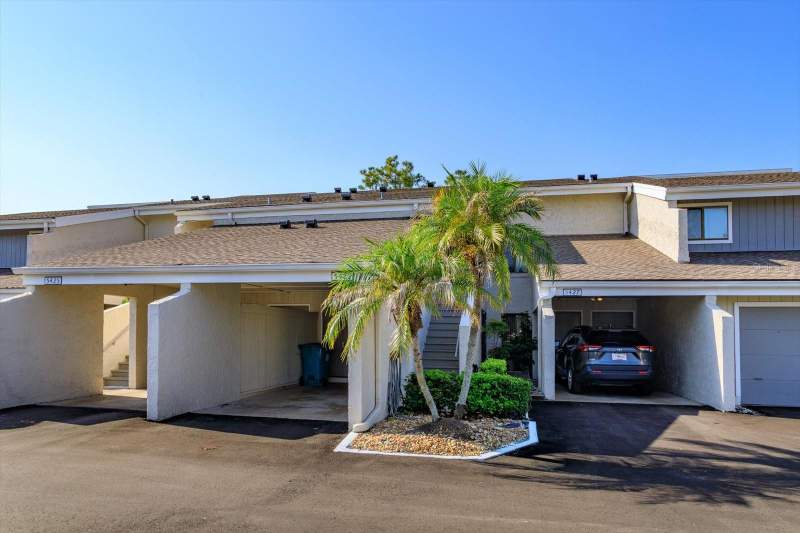 Villas Cypress CreekCondos for Sale in Orlando, FL