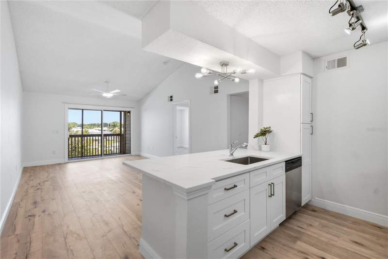 2 bedroom Condominium at 2500 Winding Creek Boulevard #F305, Fountains At Countryside Condo, Clearwater — photo 2