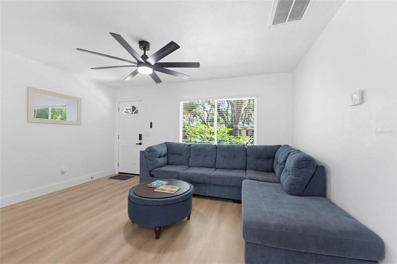 3 bedroom Single Family Residence at 1275 Palm Street, Knights Acres, Clearwater — photo 4