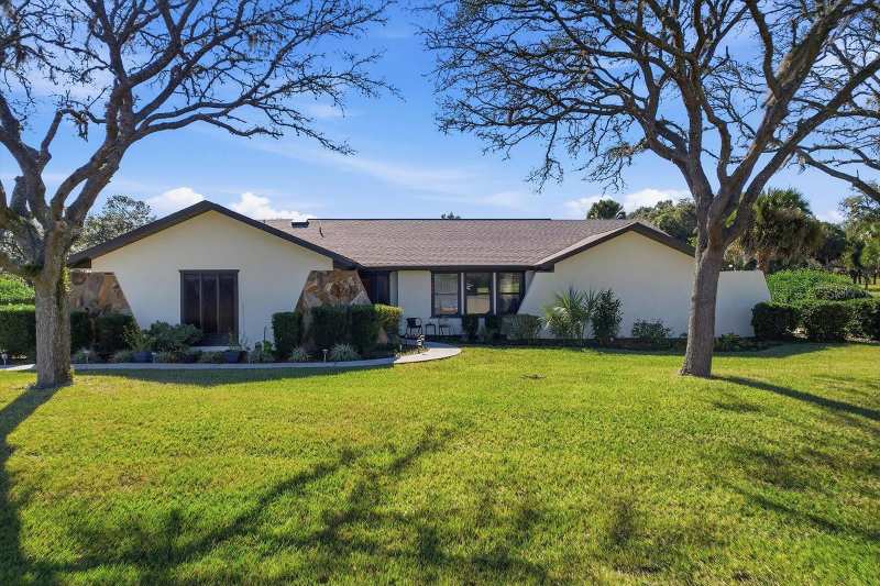 3 bedroom Single Family Residence at 560 E Falconry Court, Citrus Hills 1st Add (Pb9-73), Hernando — photo 1