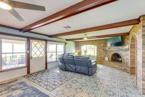 900 N Harbor Terrace, Tavares FL - photo 11 of 58