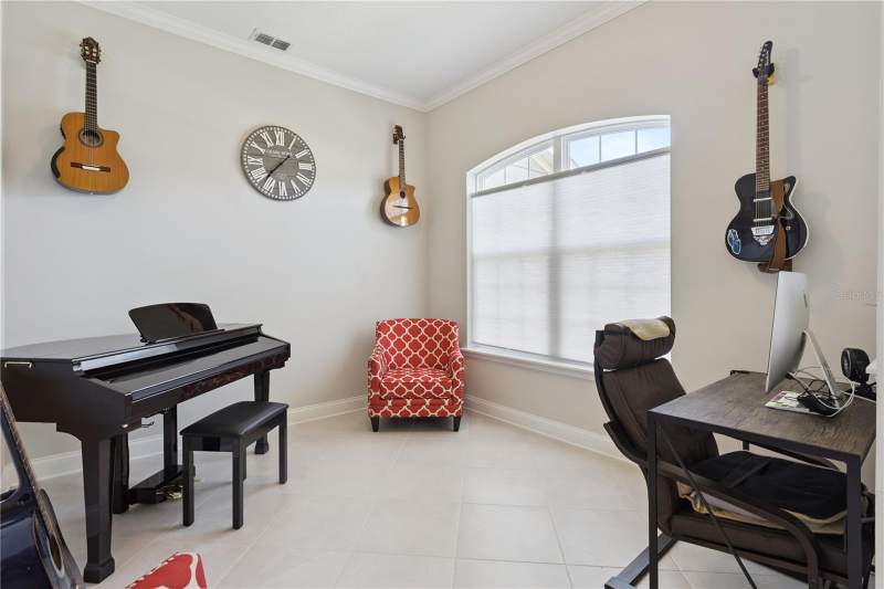 4 bedroom Single Family Residence at 16416 Good Hearth Boulevard, Johns Lake Lndg Ph 2, Clermont — photo 3