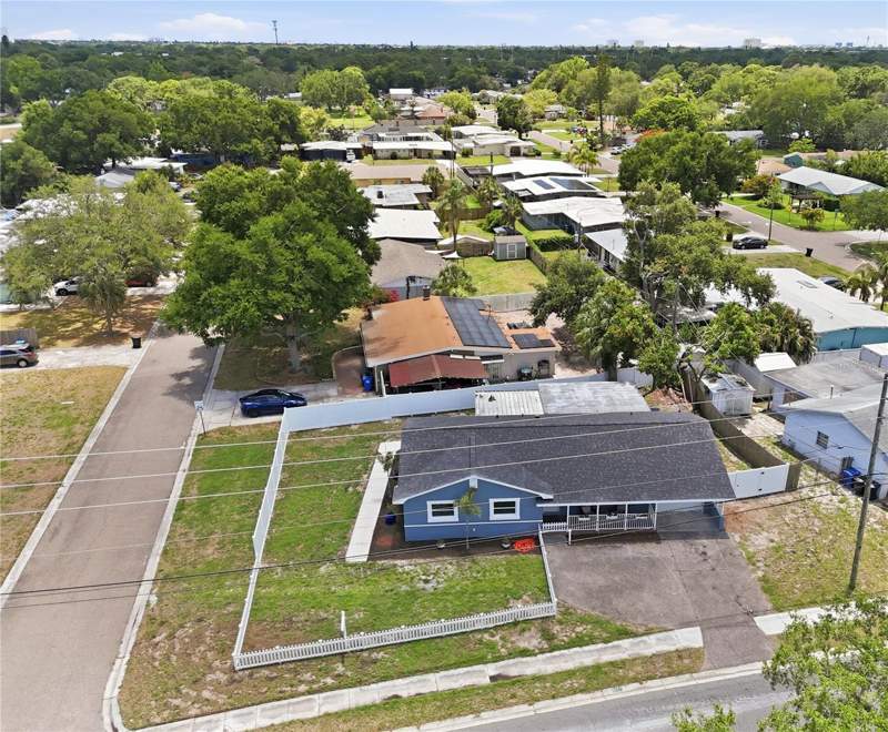 4 bedroom Single Family Residence at 6160 22ND AVENUE, GARDEN MANOR SEC 1 REP, ST PETERSBURG — photo 2