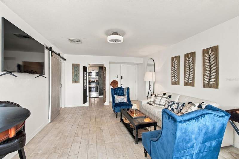 1 bedroom Condominium at 4015 Bayshore Boulevard #11A, Bayshore Towers A Condo, Tampa — photo 4