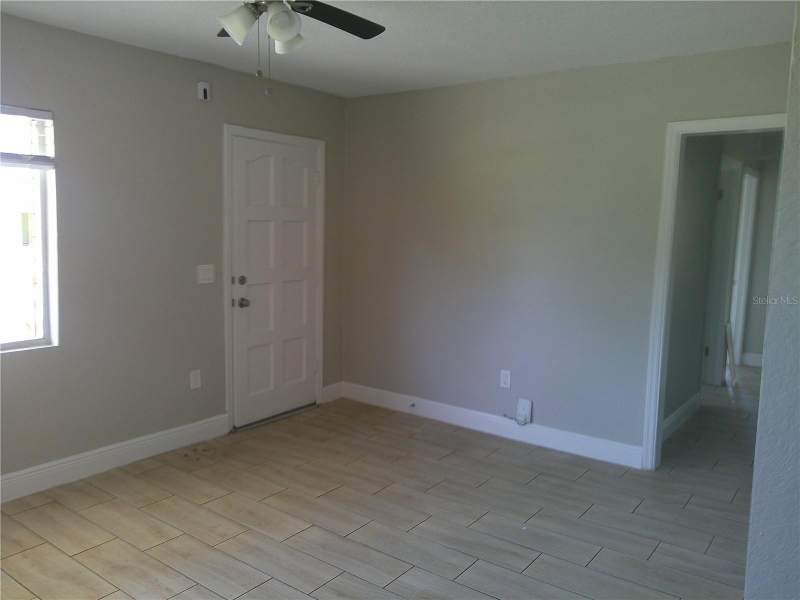 3 bedroom Single Family Residence at 1241 Nicholson Street, Country Club Estates, Clearwater — photo 4