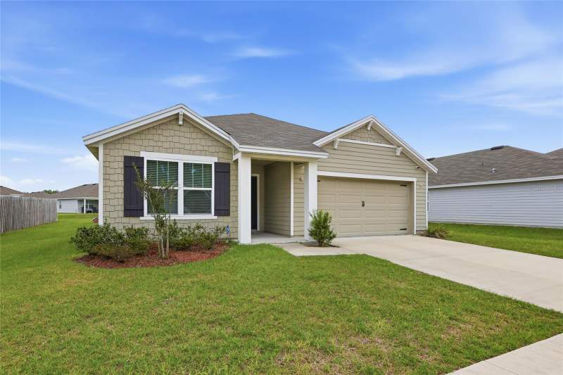 3 bedroom Single Family Residence at 19142 NW 164th Road, Oak Ridge At High Spgs Ph IV Pb 37 Pg 73, High Springs — photo 2