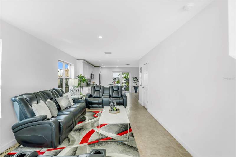 4 bedroom Single Family Residence at 17970 SW 105th Avenue, West Perrine, Miami — photo 5