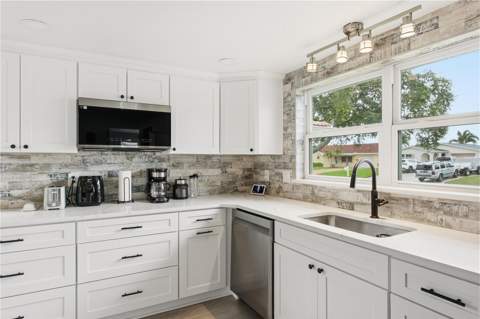 4930 Pompano Drive, New Port Richey FL - photo 18 of 50