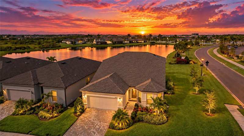 3 bedroom Single Family Residence at 10619 Sea Pines Place, Del Webb At Bayview Ph III, Parrish — photo 1