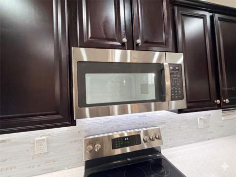 2997 Buccaneer Palm Road, Kissimmee FL - photo 11 of 80