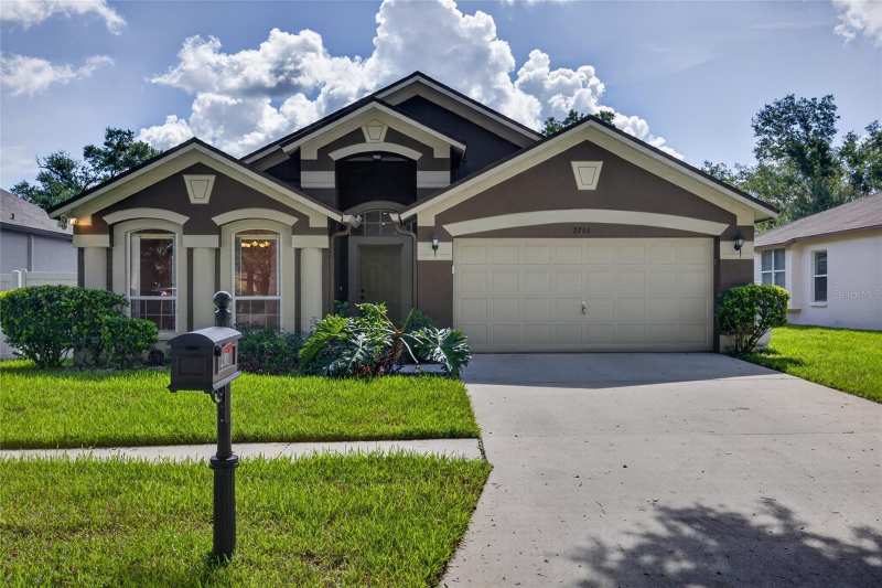 4 bedroom Single Family Residence at 2701 Brookville Drive, Bloomingdale Sec Dd Ph, Valrico — photo 1