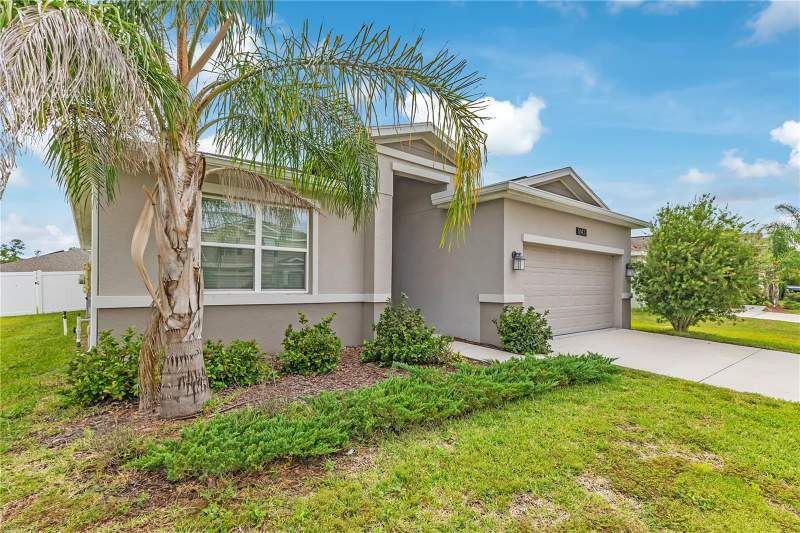 4 bedroom Single Family Residence at 16437 Fernridge Street, Greater Lakes Ph 4, Clermont — photo 2