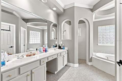 7746 Debeaubien Drive, Orlando FL - photo 24 of 44