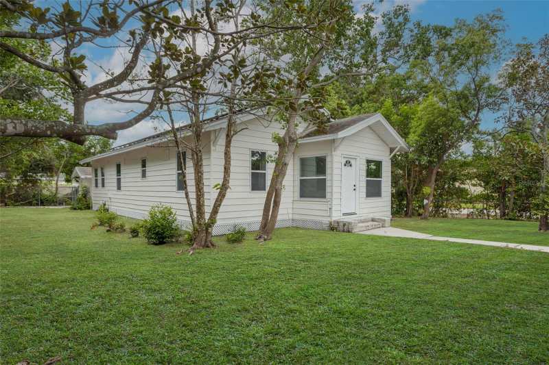 2 bedroom Single Family Residence at 4660 7th Avenue, Oak Ridge 4, St Petersburg — photo 1