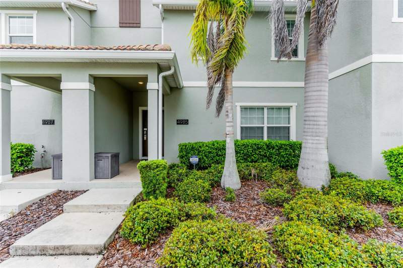 4 bedroom Townhouse at 4985 Windermere Avenue, Storey Lake Ph 3, Kissimmee — photo 4
