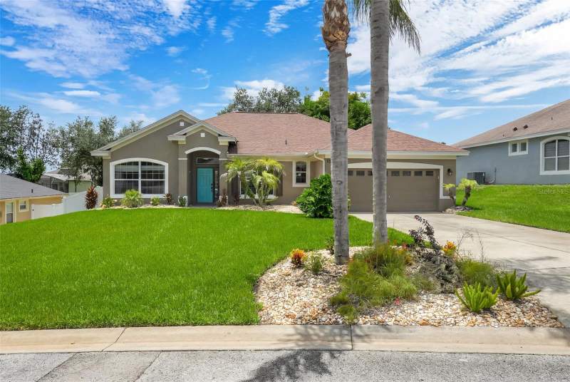 3 bedroom Single Family Residence at 13428 E VIA ROMA CIRCLE, LAKE LOUISA HIGHLANDS PH 02 A&BLT 60, CLERMONT — photo 1