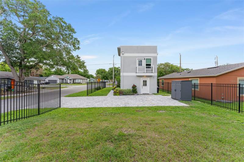 2 bedroom Single Family Residence at 2951 KINGS ROAD, MIDWAY, SANFORD — photo 2