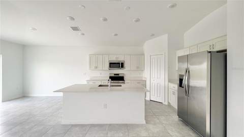 5768 Gingham Drive, Kissimmee FL - photo 10 of 36