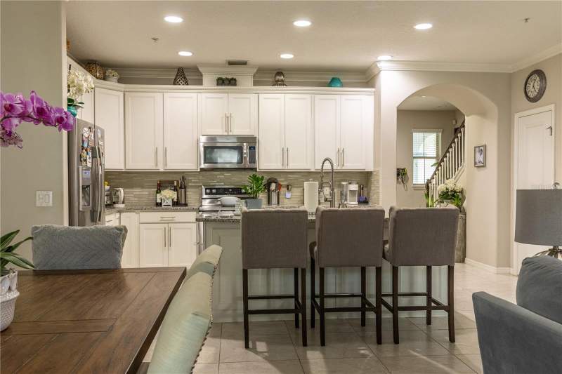 4 bedroom Single Family Residence at 7190 ENCHANTED LAKE DRIVE, LAKEVIEW POINTE/HORIZON WEST P, WINTER GARDEN — photo 4