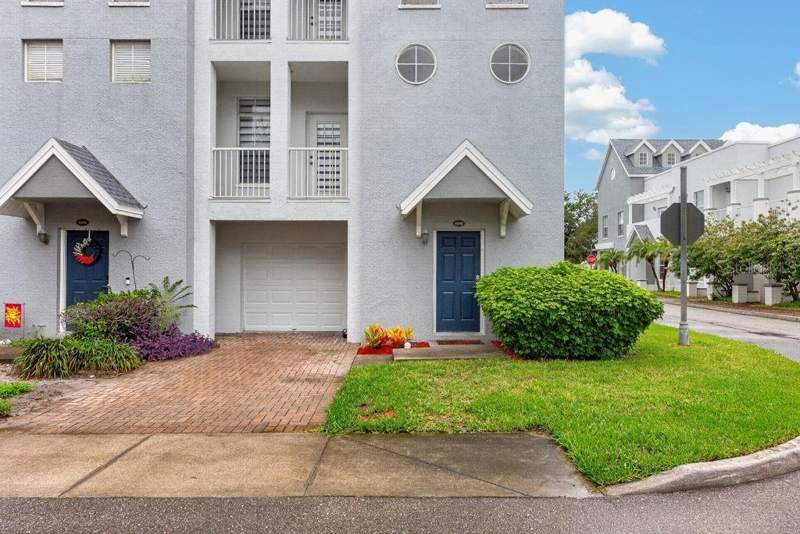3 bedroom Townhouse at 4546 Bay Spring Court, Legacy Park Twnhms, Tampa — photo 3
