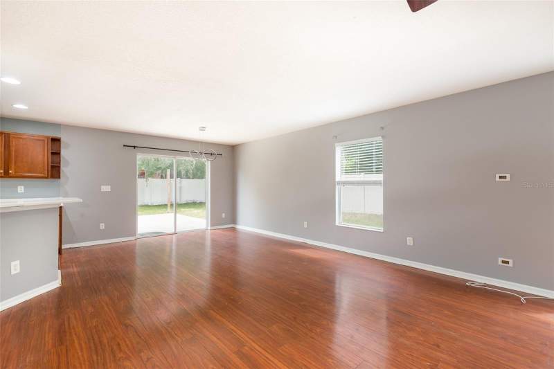 4 bedroom Single Family Residence at 6340 Cherry Blossom Trail, Magnolia Trails, Gibsonton — photo 5