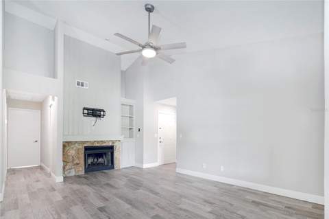 3430 Hillmoor Drive, Palm Harbor FL - photo 6 of 28