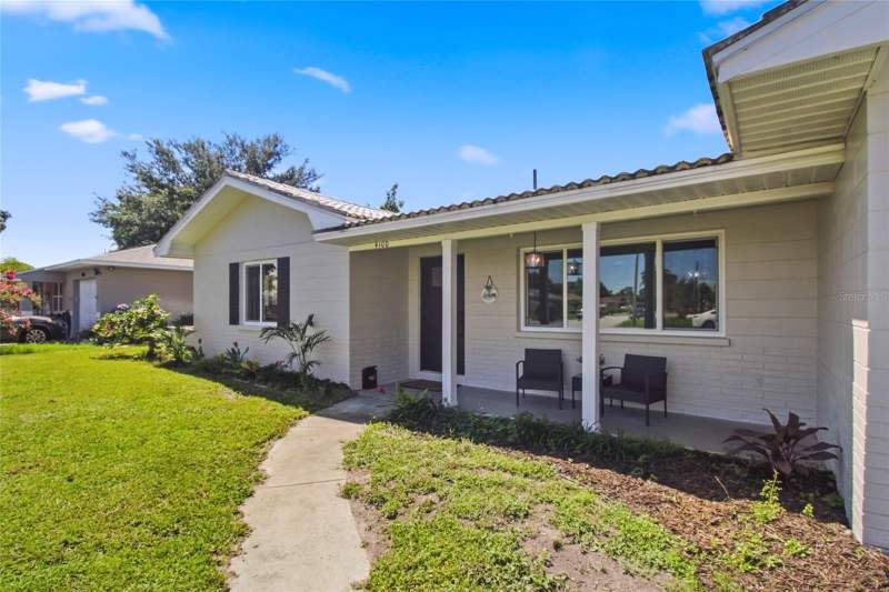 2 bedroom Single Family Residence at 4100 18th Avenue, Harshaw Lake Sub, St Petersburg — photo 3