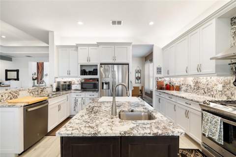 4924 Pamplona Court, Wimauma FL - photo 15 of 71