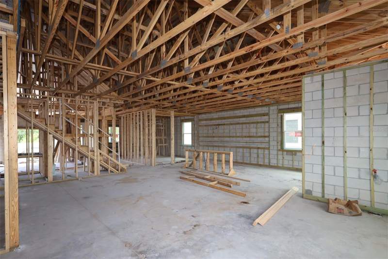 5 bedroom Single Family Residence at 5406 Lassen Street, Center Lake On The Park, St Cloud — photo 3