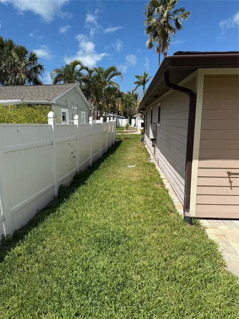 833 Lantana Avenue, Clearwater Beach FL - photo 11 of 38