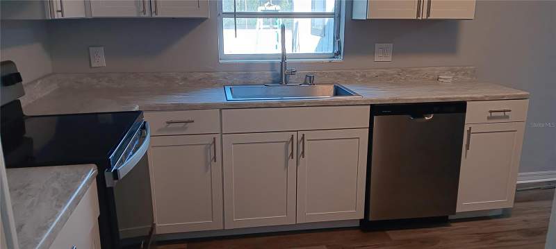 4 bedroom Single Family Residence at 1440 SE 23rd Avenue, Breezy Acres, Gainesville — photo 4