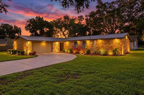 611 E Highland Drive, home for sale in Lakeland 33813