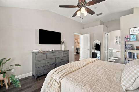 8335 Canterbury Lake Boulevard, Tampa FL - photo 13 of 70