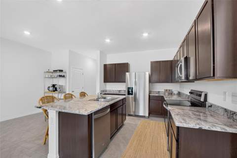 3816 Sunflower Field Place, Plant City FL - photo 7 of 33