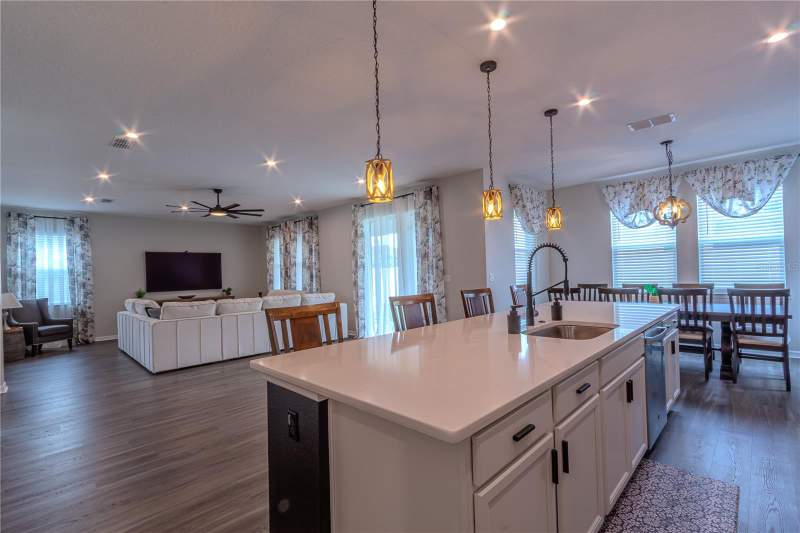 4 bedroom Single Family Residence at 1261 Lone Palm Way, Wiregrass Ph 2, St Cloud — photo 5