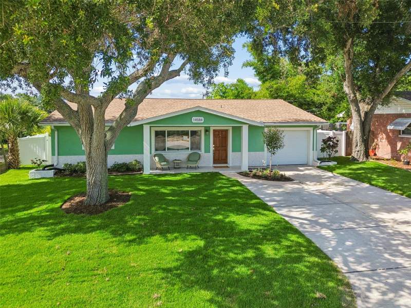 Indian Heights EstatesHomes for Sale in Largo, FL