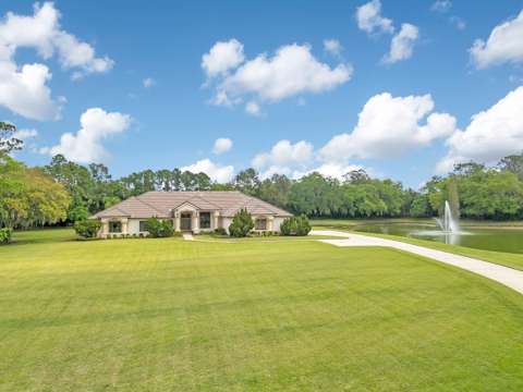 3300 Bridgefield Drive, home for sale in Lakeland 33803