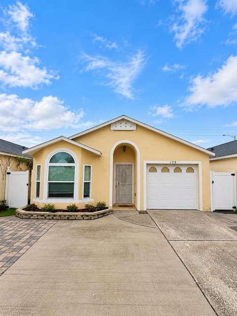 179 Dahlia Village Circle #63, home for sale in Orlando 32807