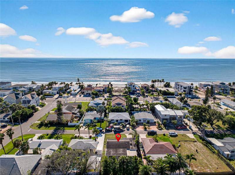 Redington Beach Homes