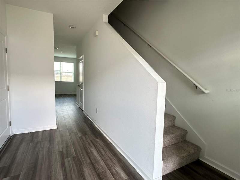 3 bedroom Townhouse at 6287 Bucket Court, Dug Crk Twnhms, Gibsonton — photo 3