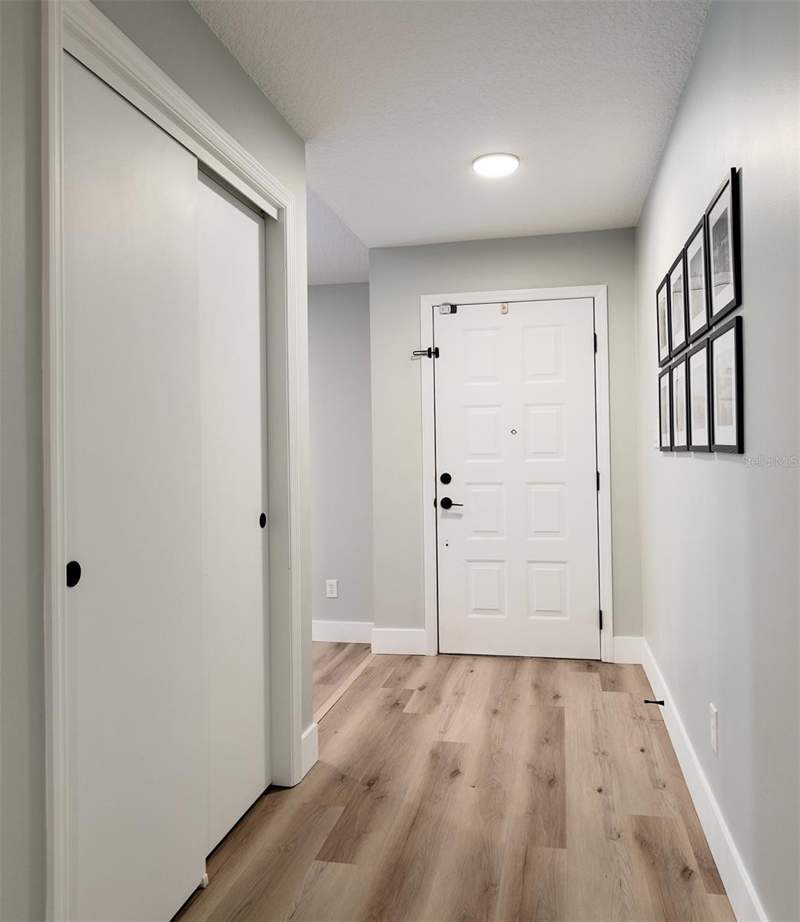4 bedroom Single Family Residence at 1890 Crowley Cir E, Mandarin Sec 5, Longwood — photo 4