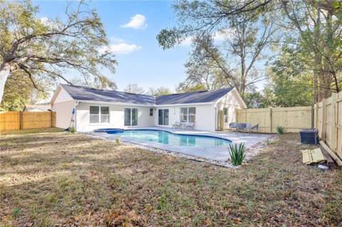 1120 Dunbridge Street, Apopka FL - photo 6 of 38
