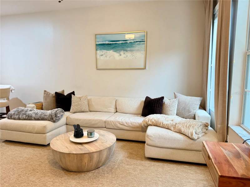 2 bedroom Townhouse at 14066 Avenue Of The Groves, Signature Lks-Pcl 01D Ph 01, Winter Garden — photo 5