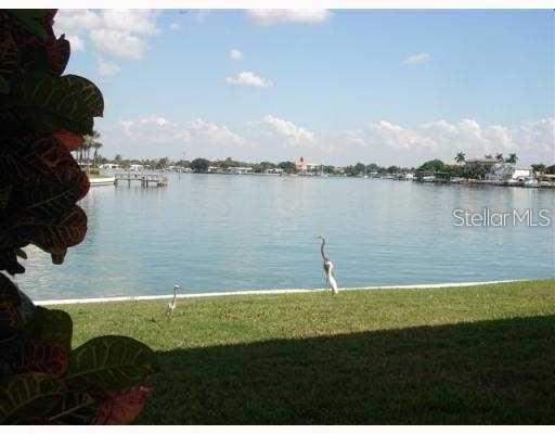 2 bedroom Condominium at 507 Plaza Seville Court #15, La Costa Brava Condo 1, St Petersburg — photo 2
