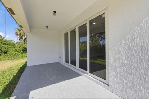136 Lomas Road, Rotonda West FL - photo 13 of 16